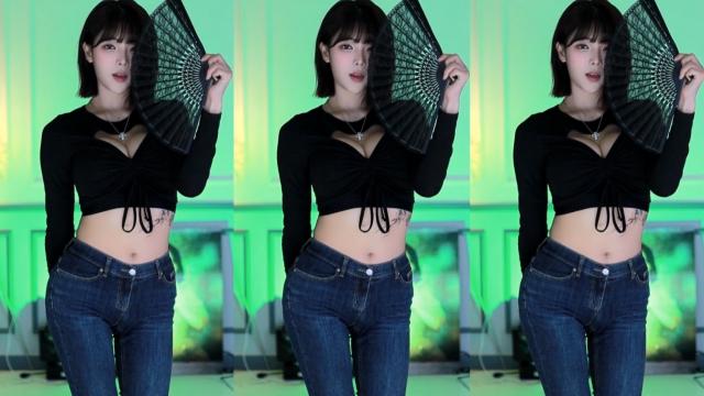 혜밍 -아헤가오 지리는 청바지핏