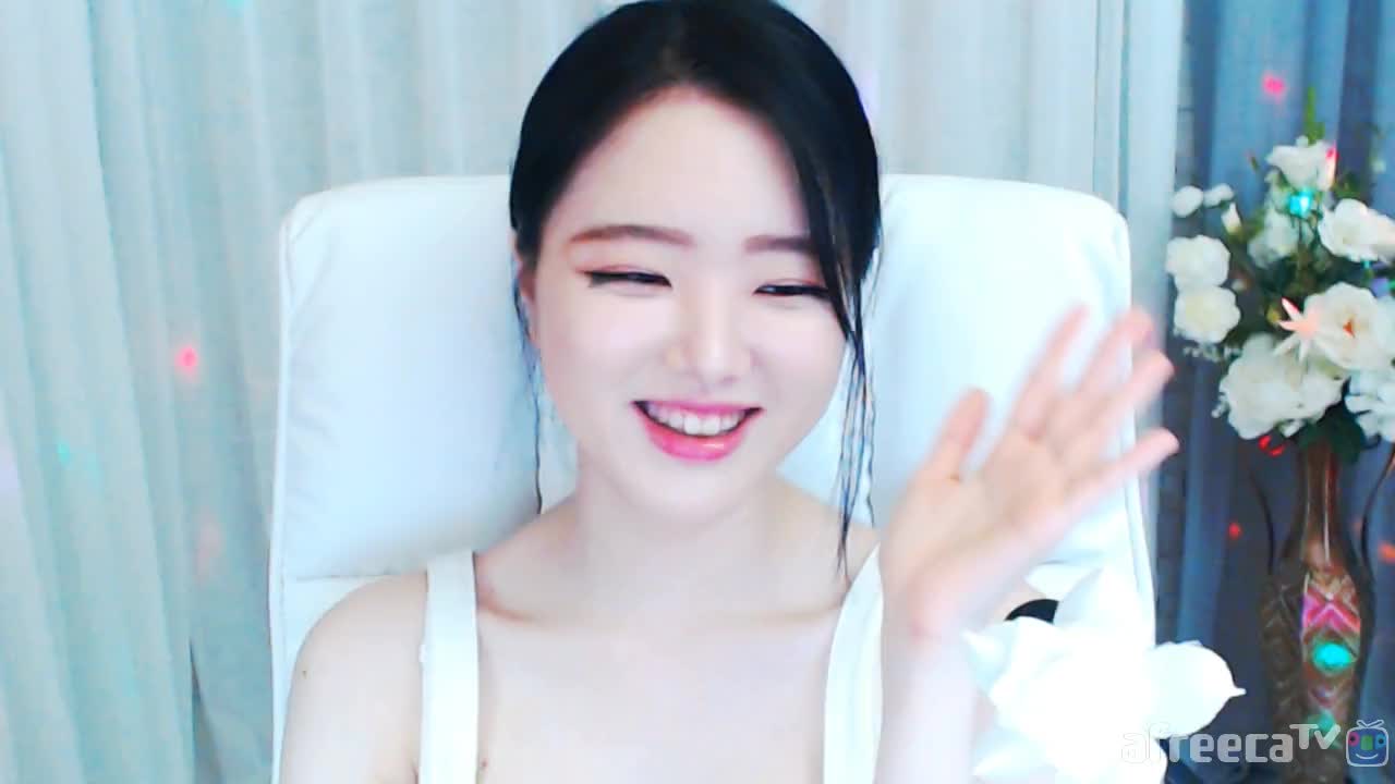 [생]신입,여캠,청순,베이글) 건들면 물어버릴꺼야 ㅡㅡ