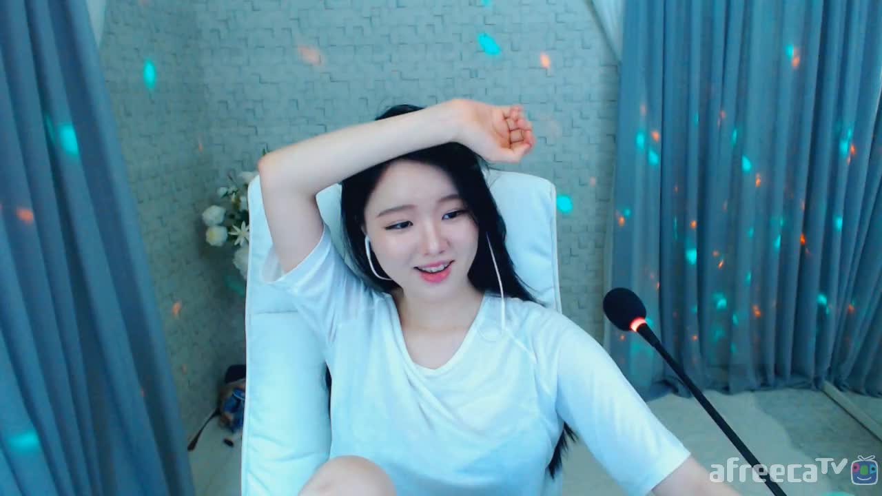 [생]너와 함께 집에있는 여친 같음 