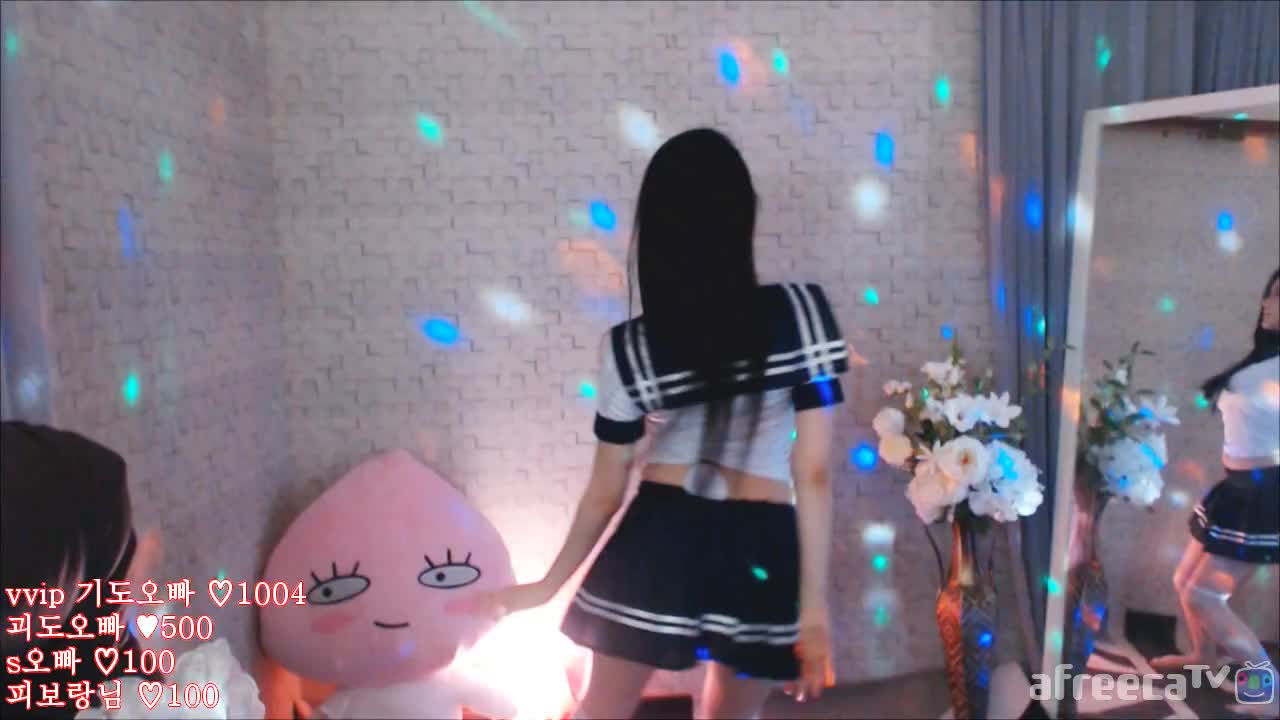 [생]베이글 교복입은 학생인데 좀 데려다 줄래요?