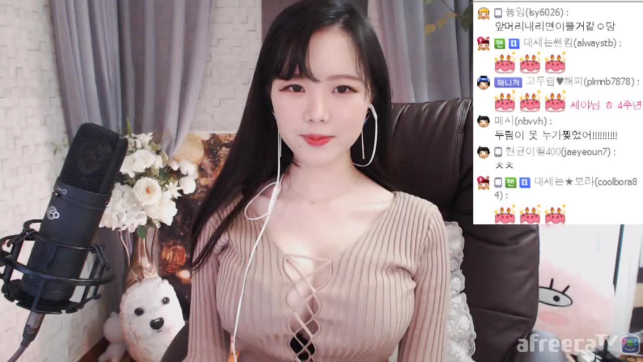 [생]옷이 다 찢어져 버렸네..