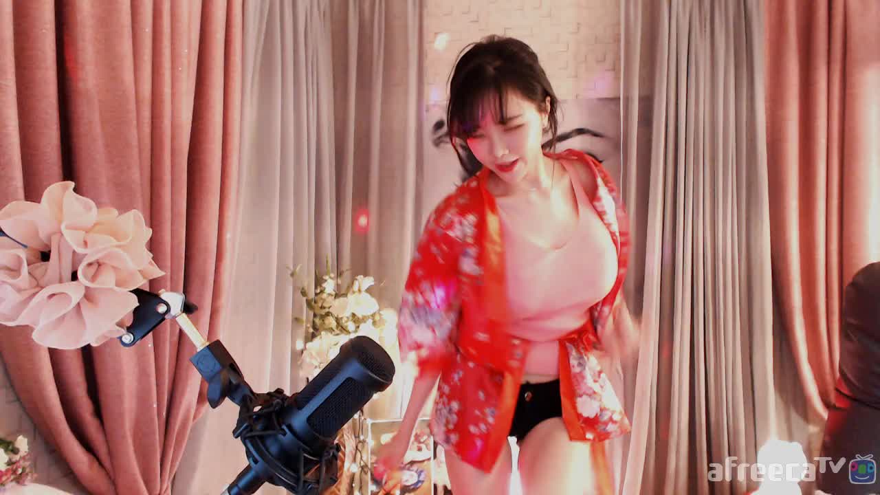 [생]색시가 넘침 