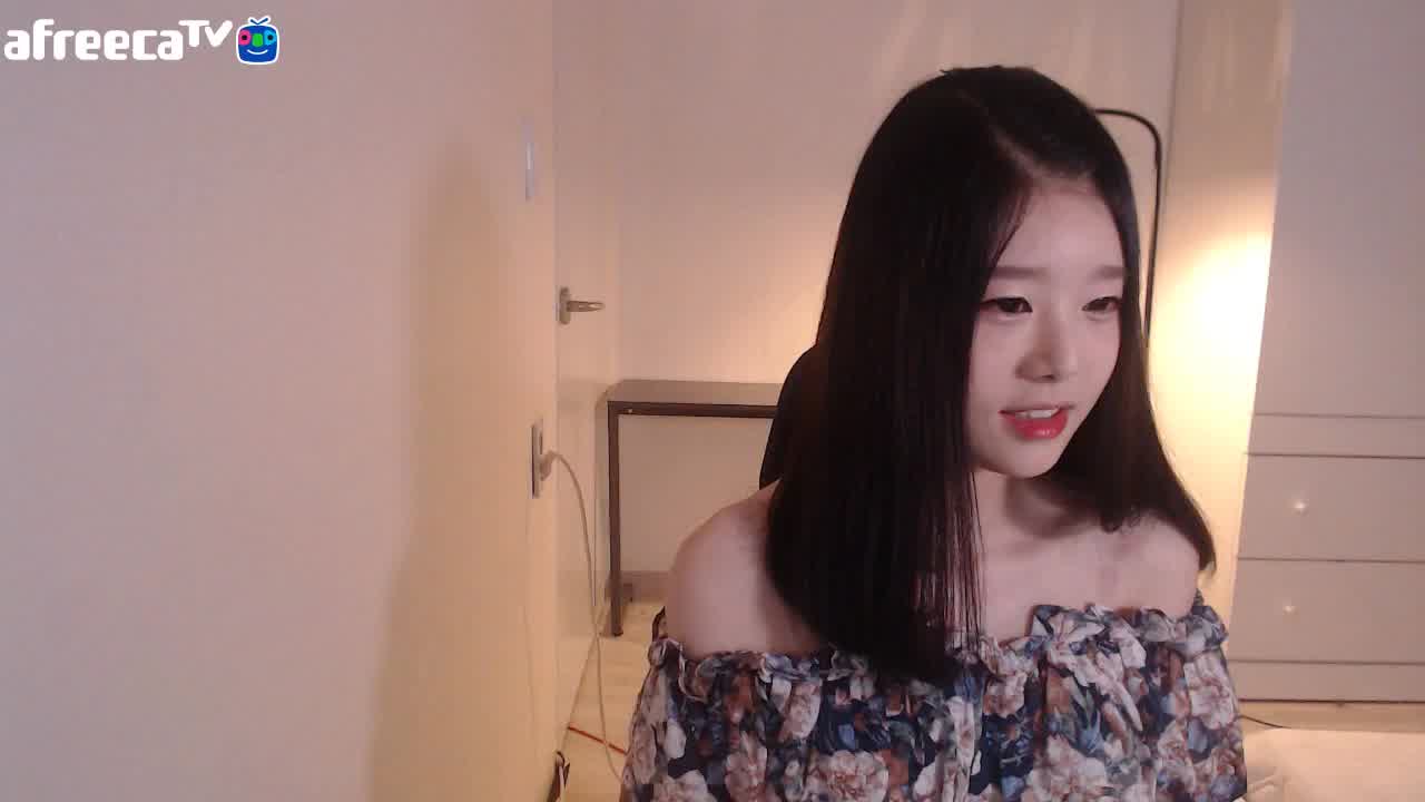 [생]BJ햄스터  신입여캠 소통방송 첫방송입니당 ㅎㅎ
