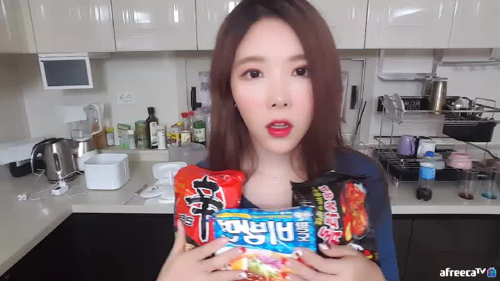 배고파서 비빔면 먹방