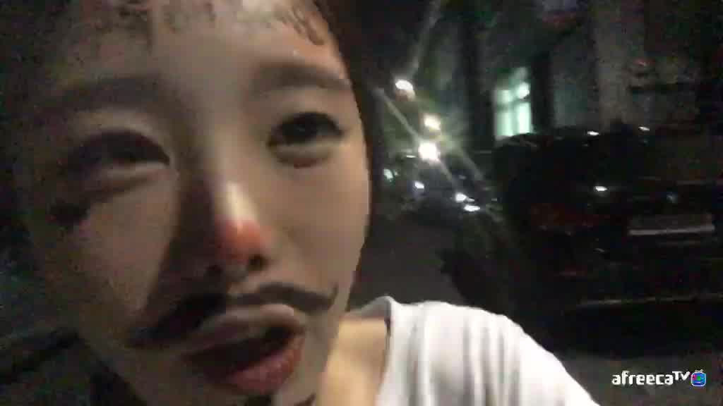 BJ햄찡 >>ㅋ ㄷ 사러 편의점간다 ㅋ