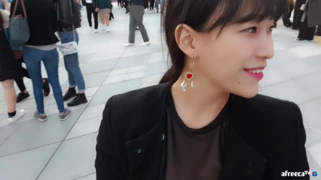 연예인인터뷰 끝 패션위크 3일차!! vvip 백스테이지 TIBAEG