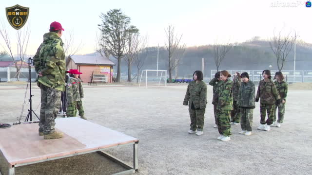 [02/28][돌격N돌핀] 해병대캠프[2일차 기상스트레칭]
