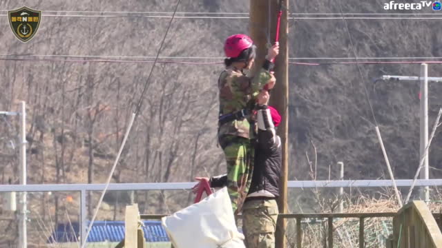 [02/28][돌격N돌핀] 해병대캠프[2일차 짚라인]