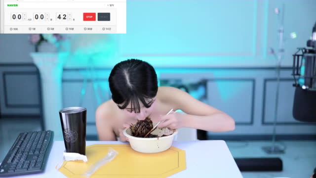 혜밍 - 짜장면푸파 1분도전 결과는? (실패시 비키니 벌칙)